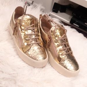 Giuseppe Sneakers