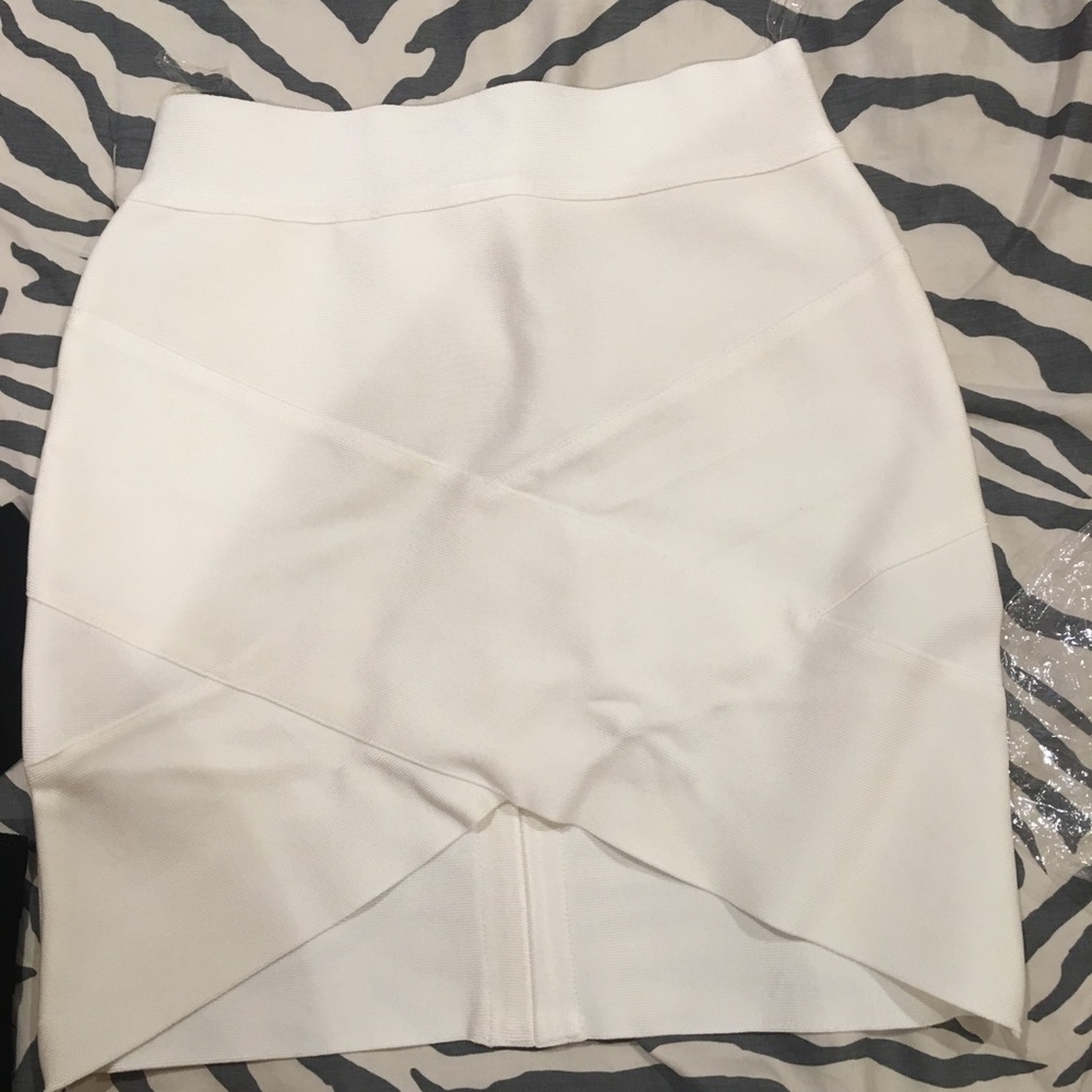 Spandex white skirt