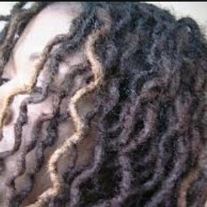 Meet your Posher, Cash