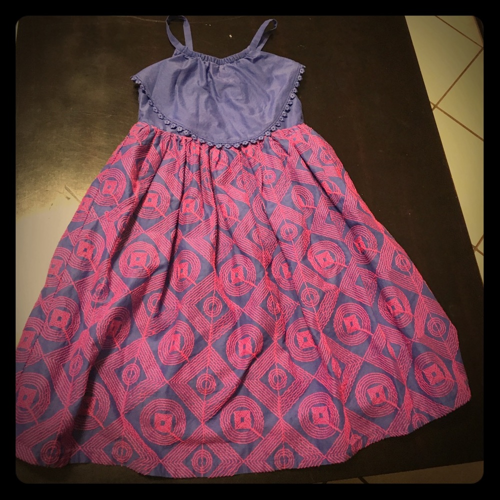 Beautiful dress!! 👗