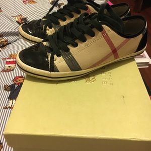 Burberry sneakers
