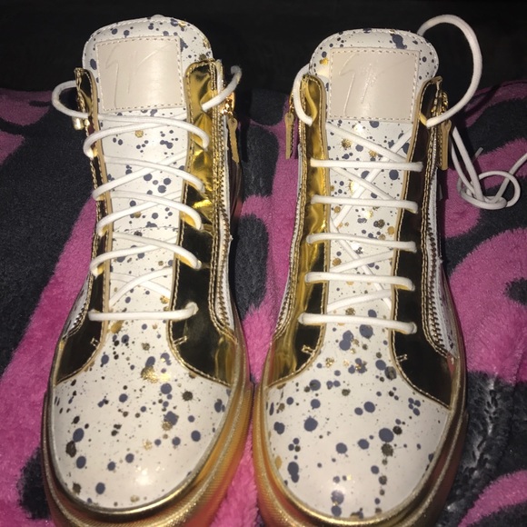 Giuseppe Zanotti design - Picture 4 of 7