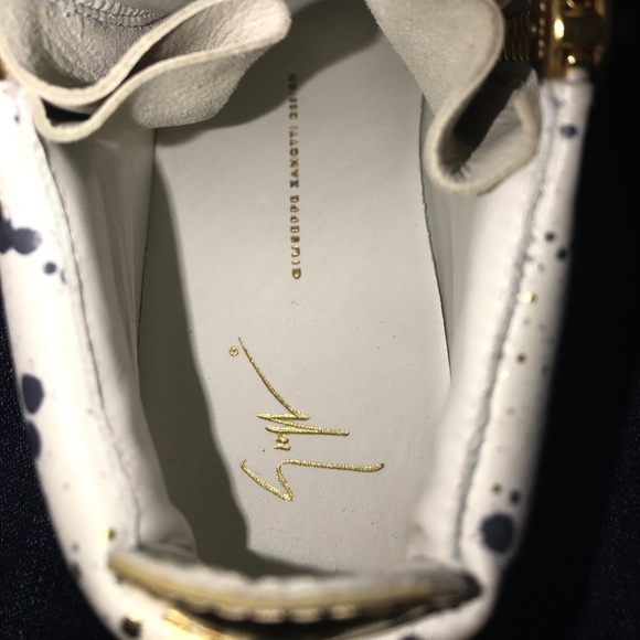 Giuseppe Zanotti design - Picture 6 of 7