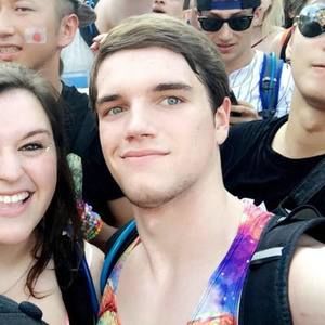 Meet your Posher, Chad