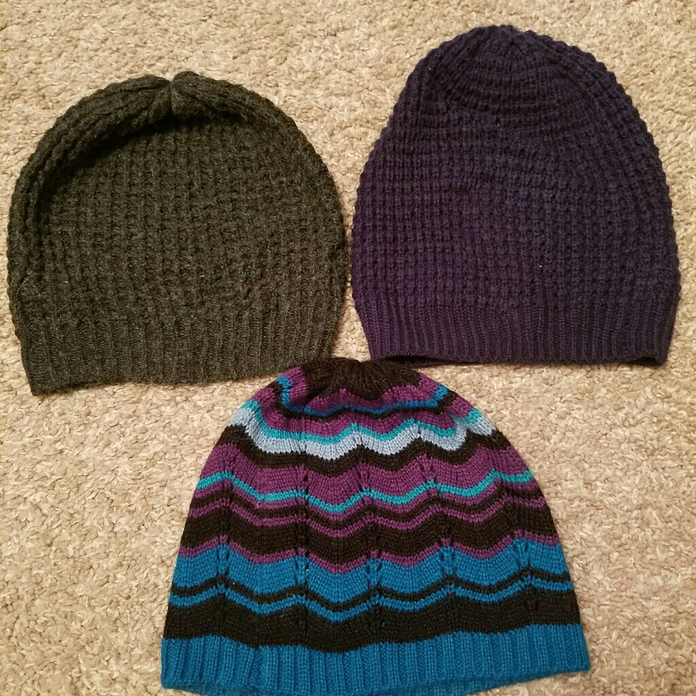 3 women's beanies
