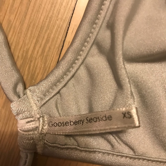 Gooseberry Swim bikini top. - Picture 3 of 4