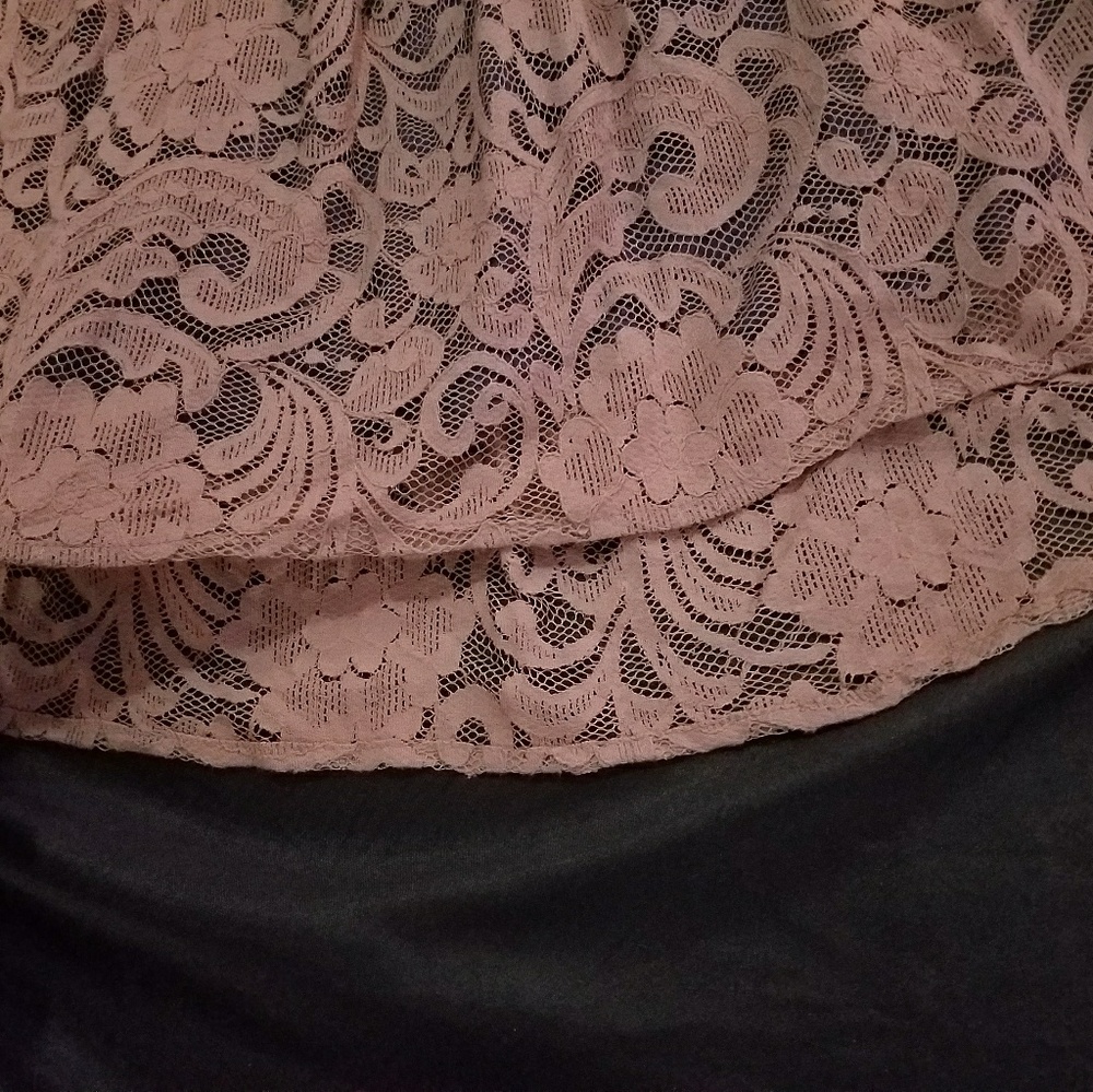 💜Lace Mini Dress - Picture 3 of 7