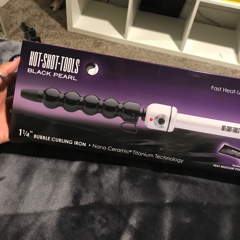 Bubble curling iron