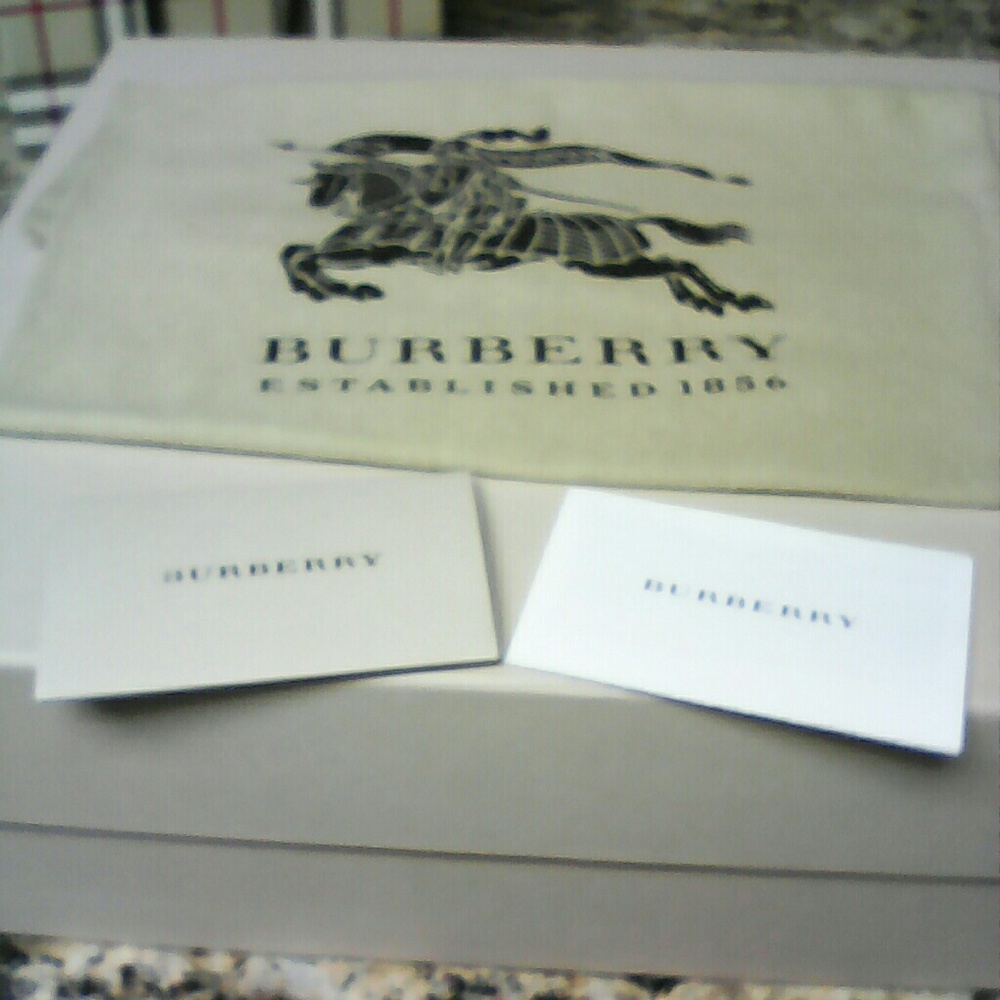 Burberry 'Delamer' Wedge multi-strap Sandal - Picture 8 of 8