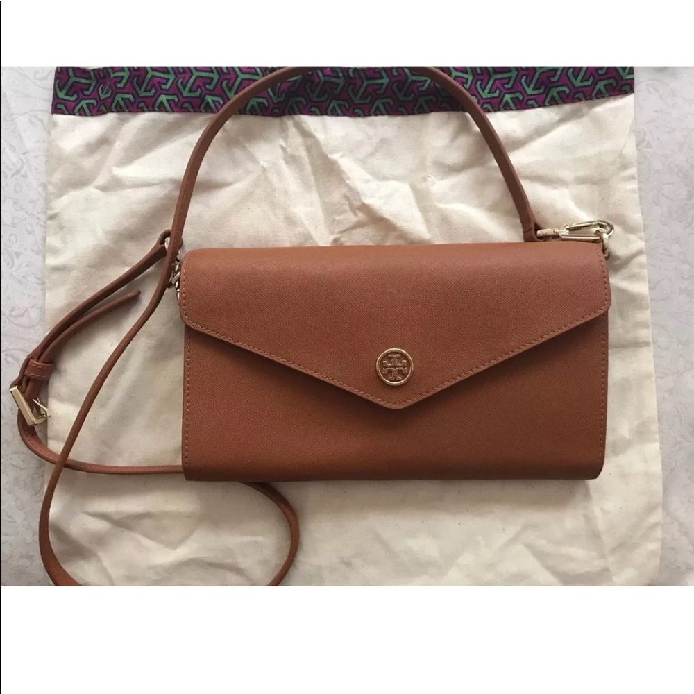 Tory Burch Robinson Expandable Clutch
