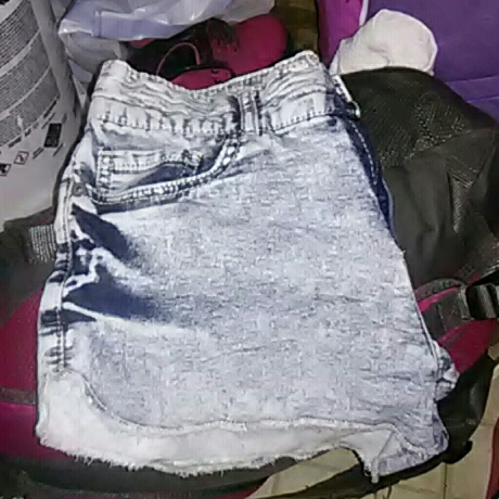 NWOT VANILLA STAR SHORTS