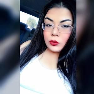 Meet your Posher, Lorena