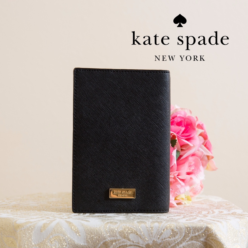 Kate Spade Cat Passport Case Host Pick - Picture 2 of 5