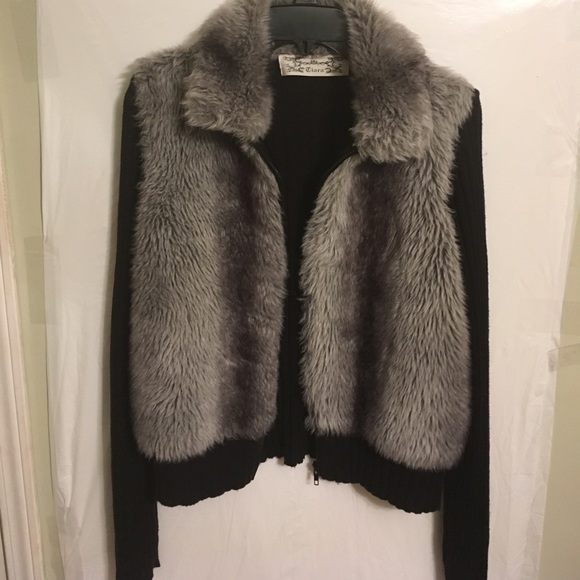 Tiara Jackets & Blazers - Tiara Sweater Coat🍁