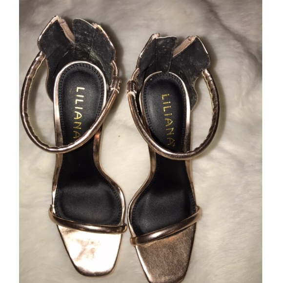 Never used brand new Rose gold t straight heels - Picture 3 of 4