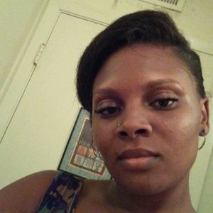 Meet your Posher, Nakosha