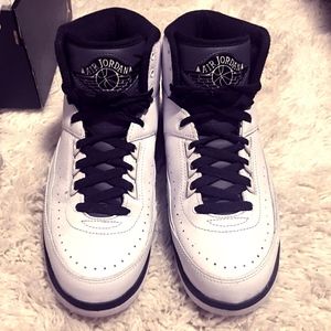 Air Jordan Retro 2 Wing It