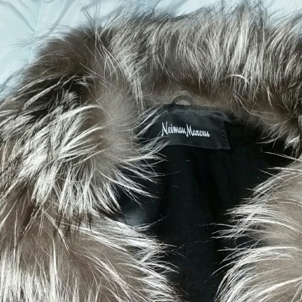 🦊 Michael Kors Collection Silver Fox fur Vest M - Picture 10 of 10