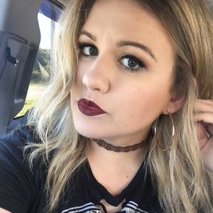 Meet your Posher, Tiffany