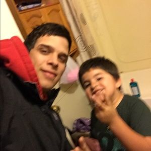 Meet your Posher, Adan