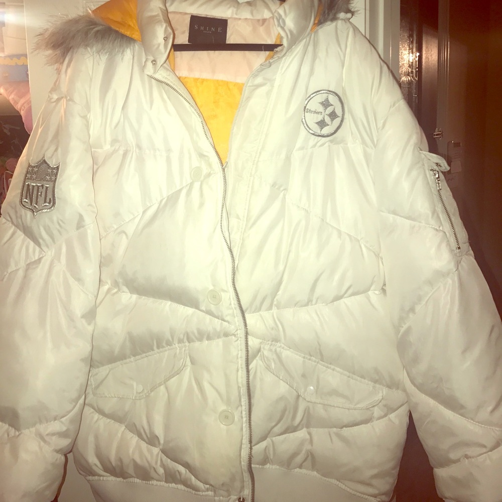 White 3X PITTSBURGH STEELERS bomber jacket w/hood