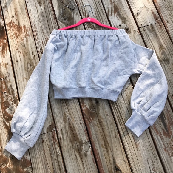 Off shoulder long sleeve cropped sweatshirt - Picture 4 of 4