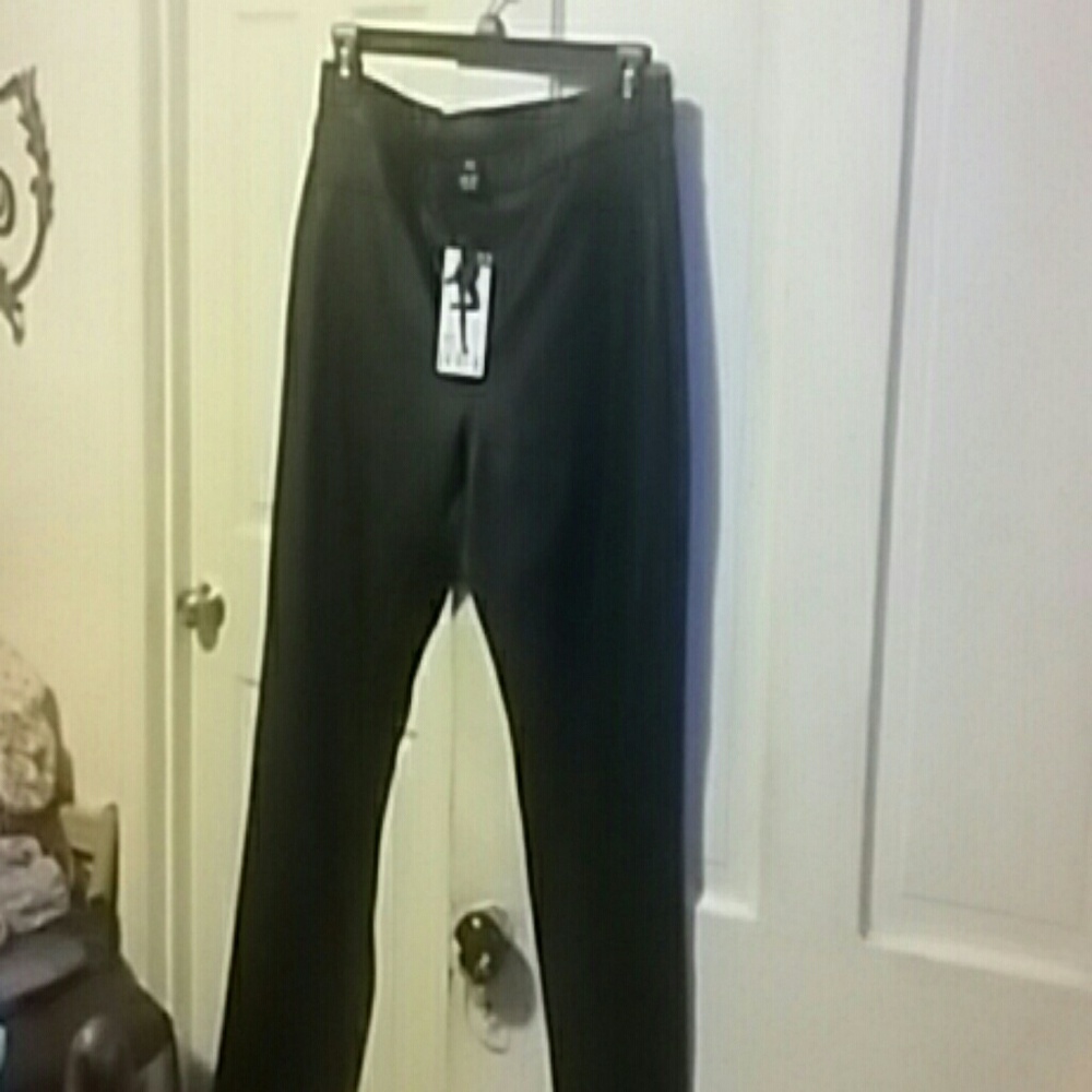 Hue coated Twill  straight leg!!