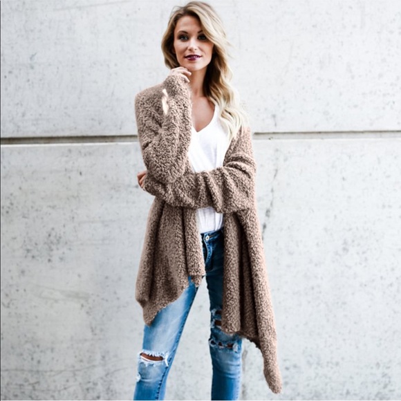 Sweaters - ❤️Ashton Oversized Draped Fur Cardigan