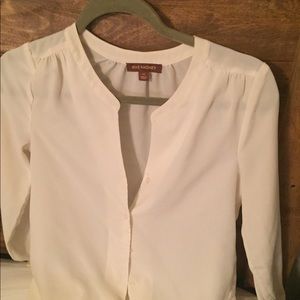 Beautiful Hive and Honey blouse ca