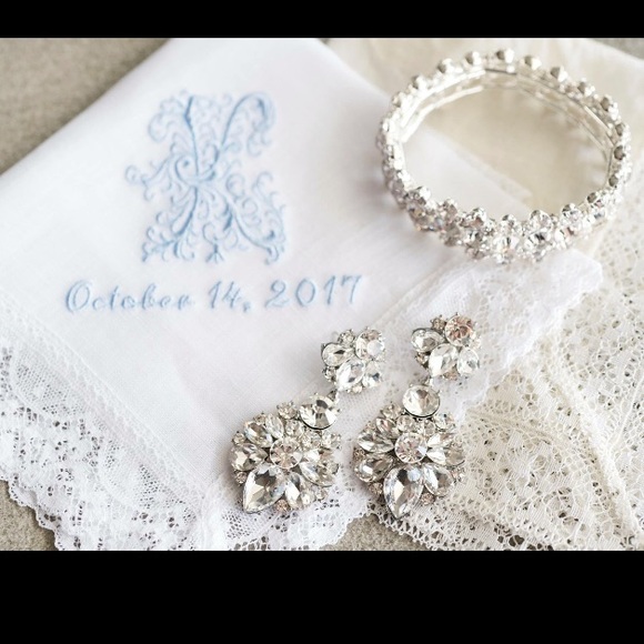 Crystal Bridal Drop Earrings - Picture 3 of 4