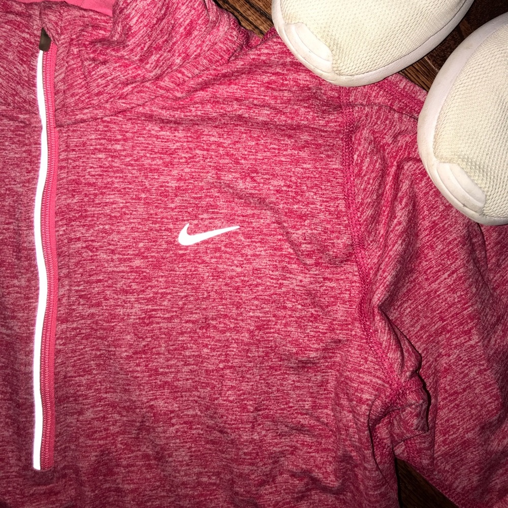 Nike Dri-Fit - Picture 2 of 5