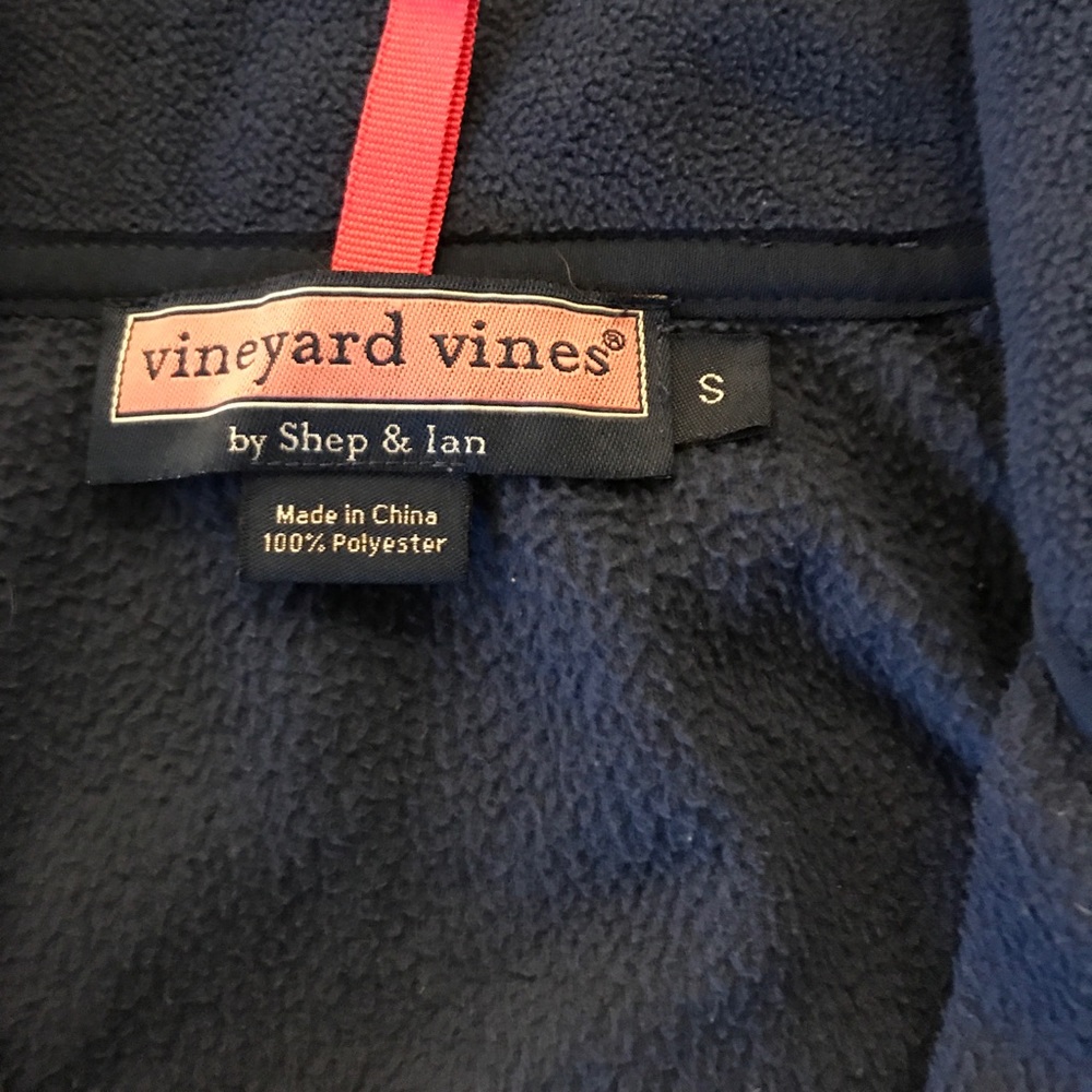Vineyard vines pullover - Picture 2 of 2