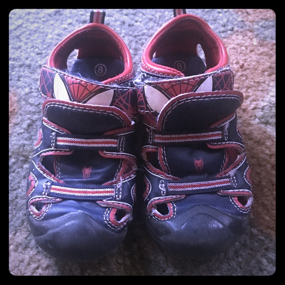 Spider-Man2 children sneaker/shoes.🌲🍁🍂