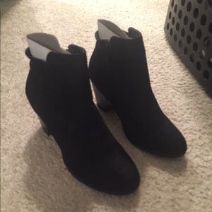 Black chunky heel booties