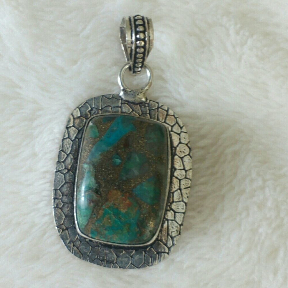 🔴 Chrysocolia Pendant