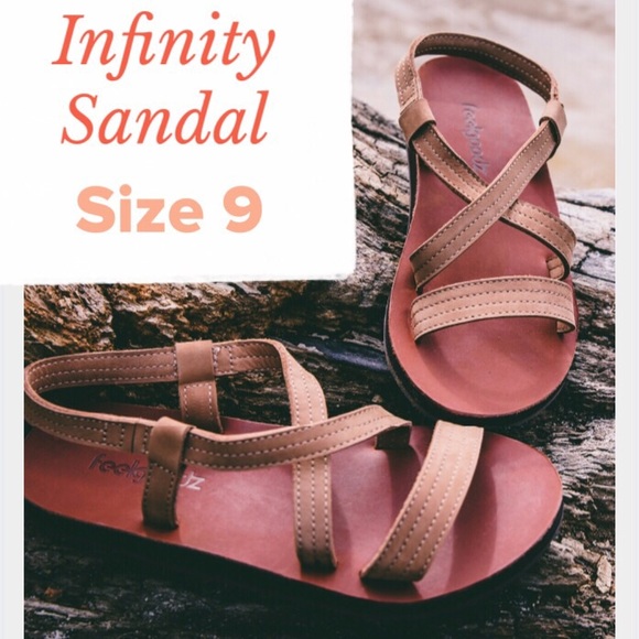 feelgoodz Shoes - Feelgoodz infinity sandal size 9 (new)