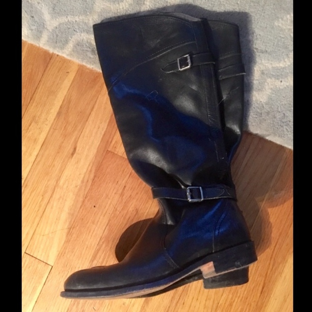 Black boots