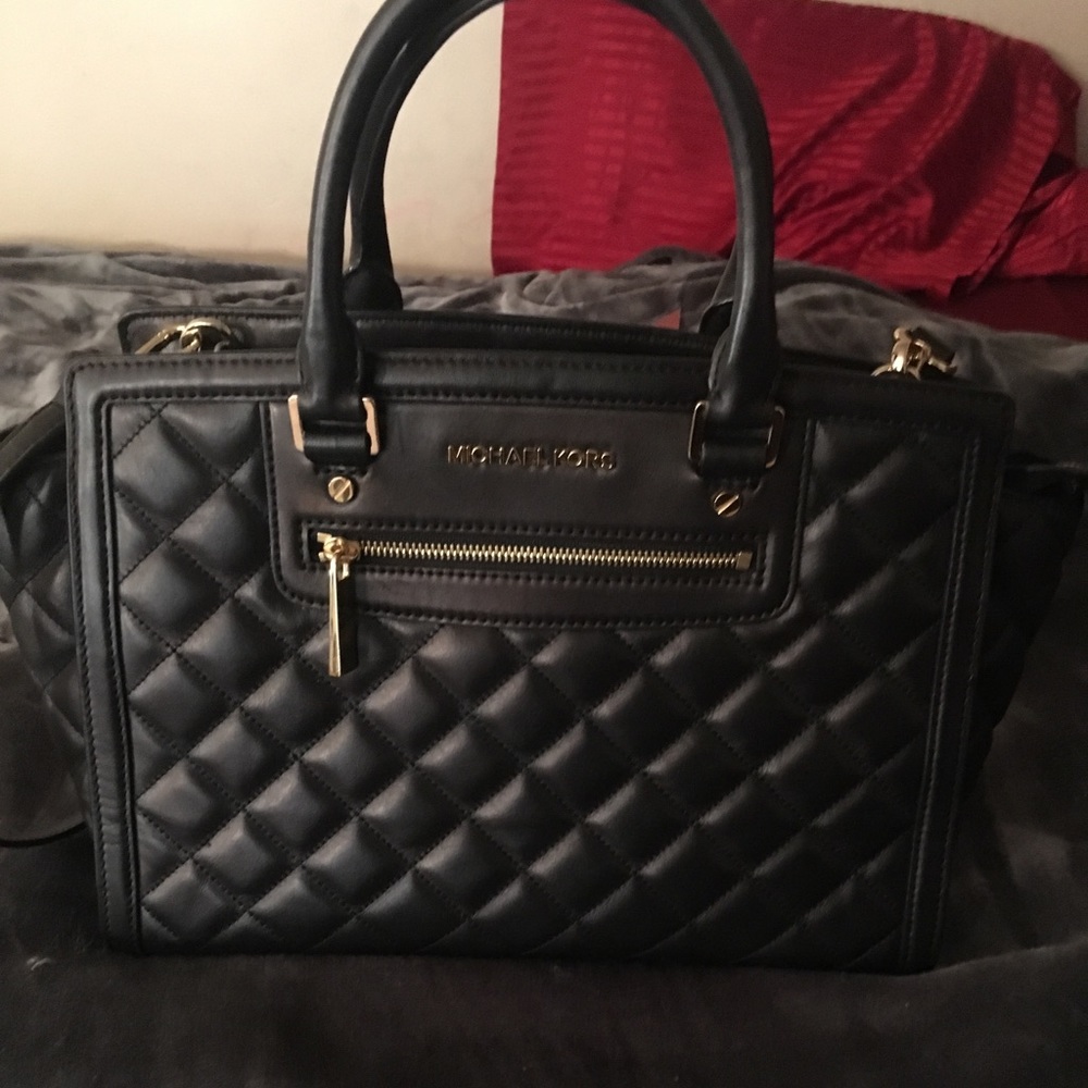 Michael Kors late quilted selma