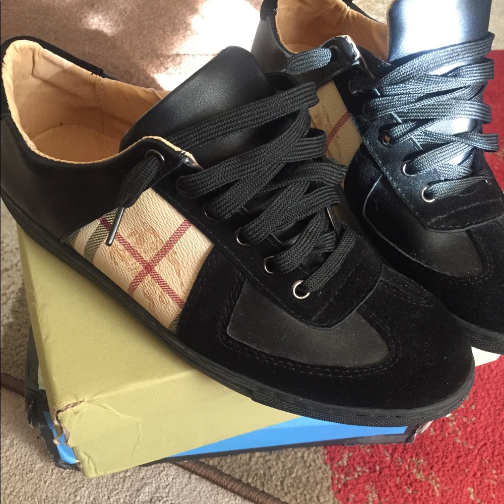 Burberry shoes
