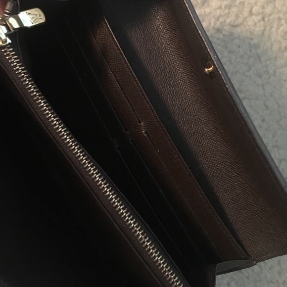 Louis Vuitton Wallets - Picture 5 of 5