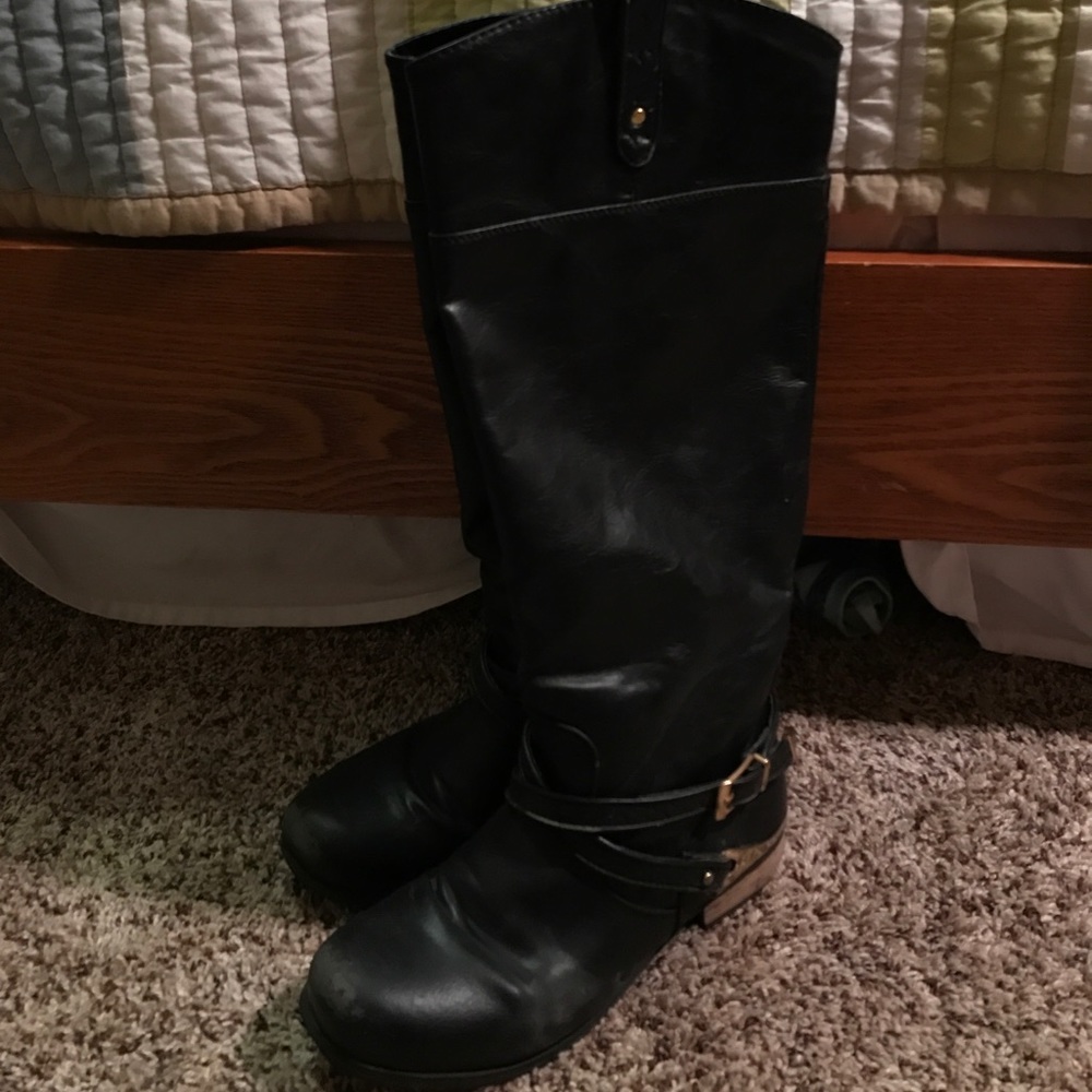 Black Leather Boots