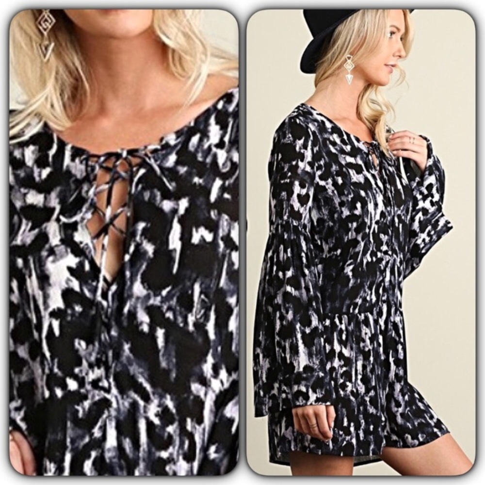 Flirty Flowy Animal Print Lace Up Romper SM - Picture 2 of 7