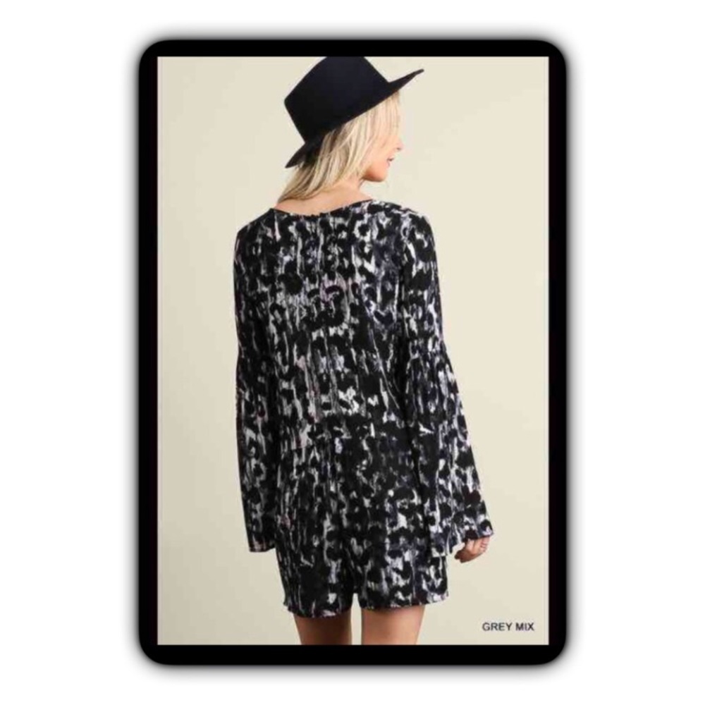 Flirty Flowy Animal Print Lace Up Romper SM - Picture 5 of 7