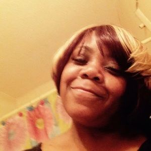 Meet your Posher, Vickie