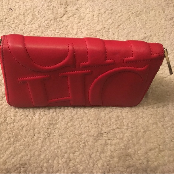 Carolina Herrera Red Wallets - Picture 6 of 6