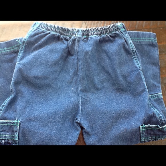 Little Girls Cargo Style Jeans w/ Elastic Waist - Picture 3 of 4