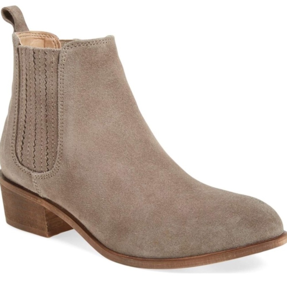 Steve Madden Nylie Chelsea Boot, 8.5, taupe suede