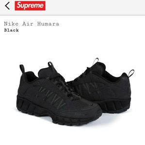 Nike Supreme Humara Size 10 100% authentic