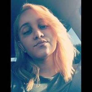 Meet your Posher, Onaleasha