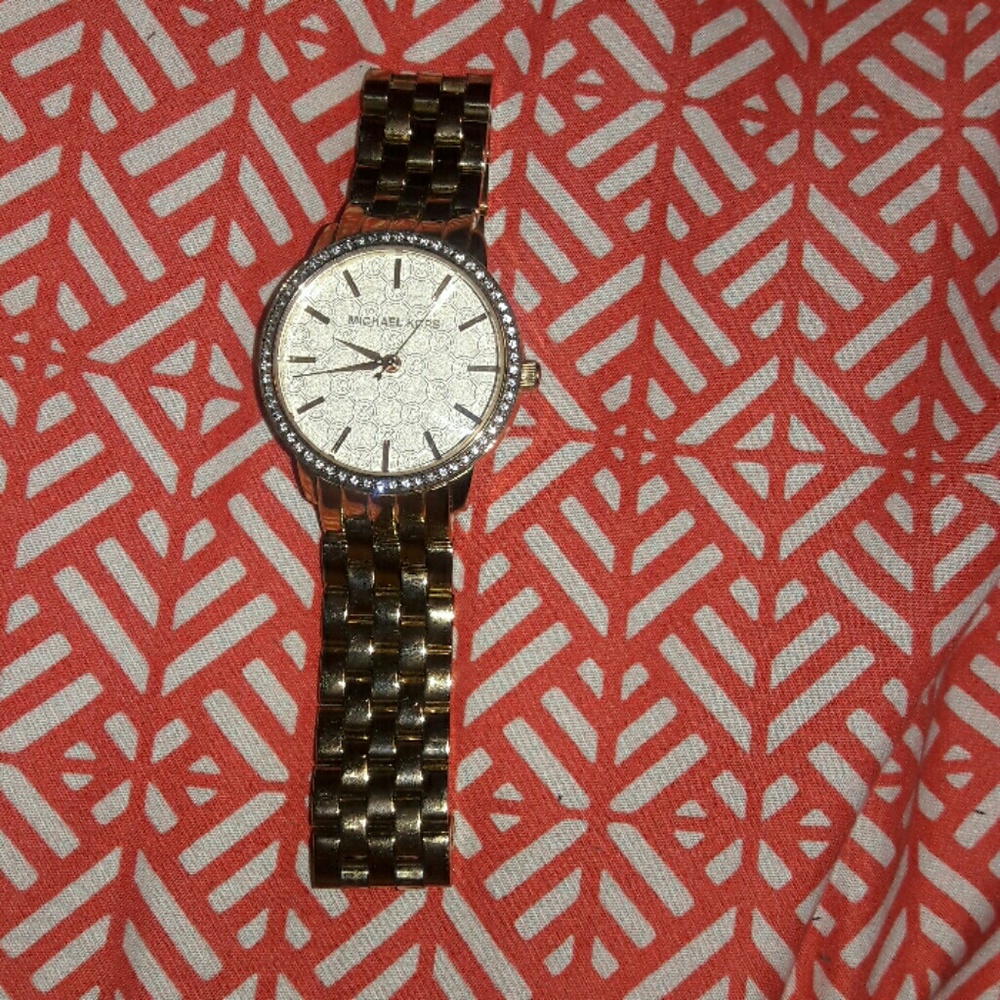 SOLD Michael Kors watch gold